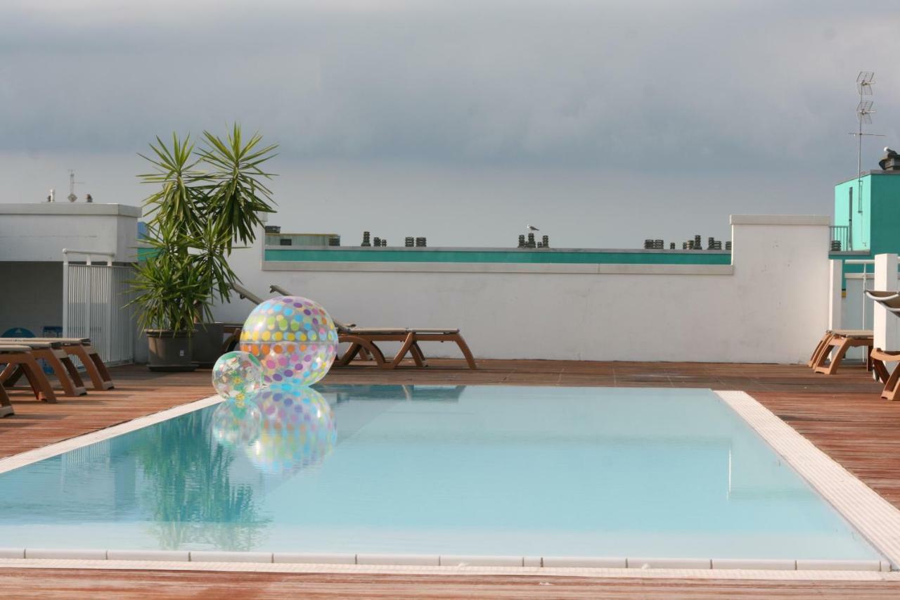 ביביונה Hotel Luciana מראה חיצוני תמונה